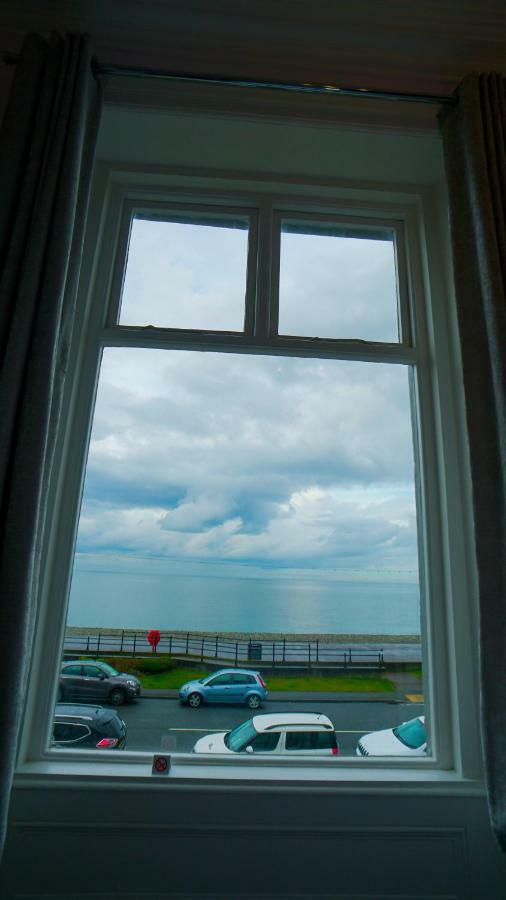 Hotel Carmel House Llandudno Esterno foto